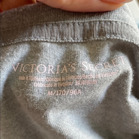 Victoria's Secret Heather Gray Love Script Pajama Top - Picture 8 of 10